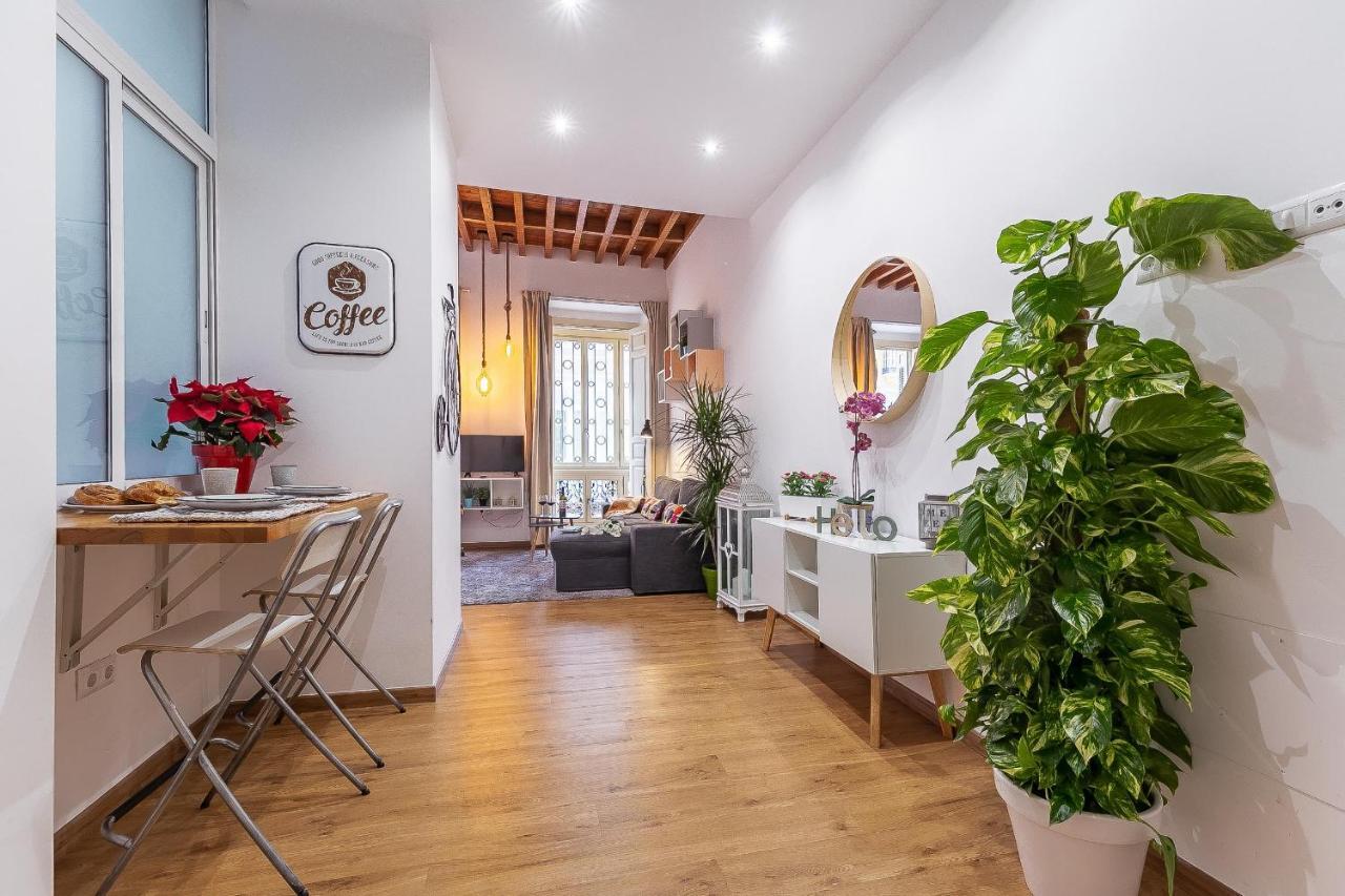 Larios Deluxe Studio Málaga Exterior foto