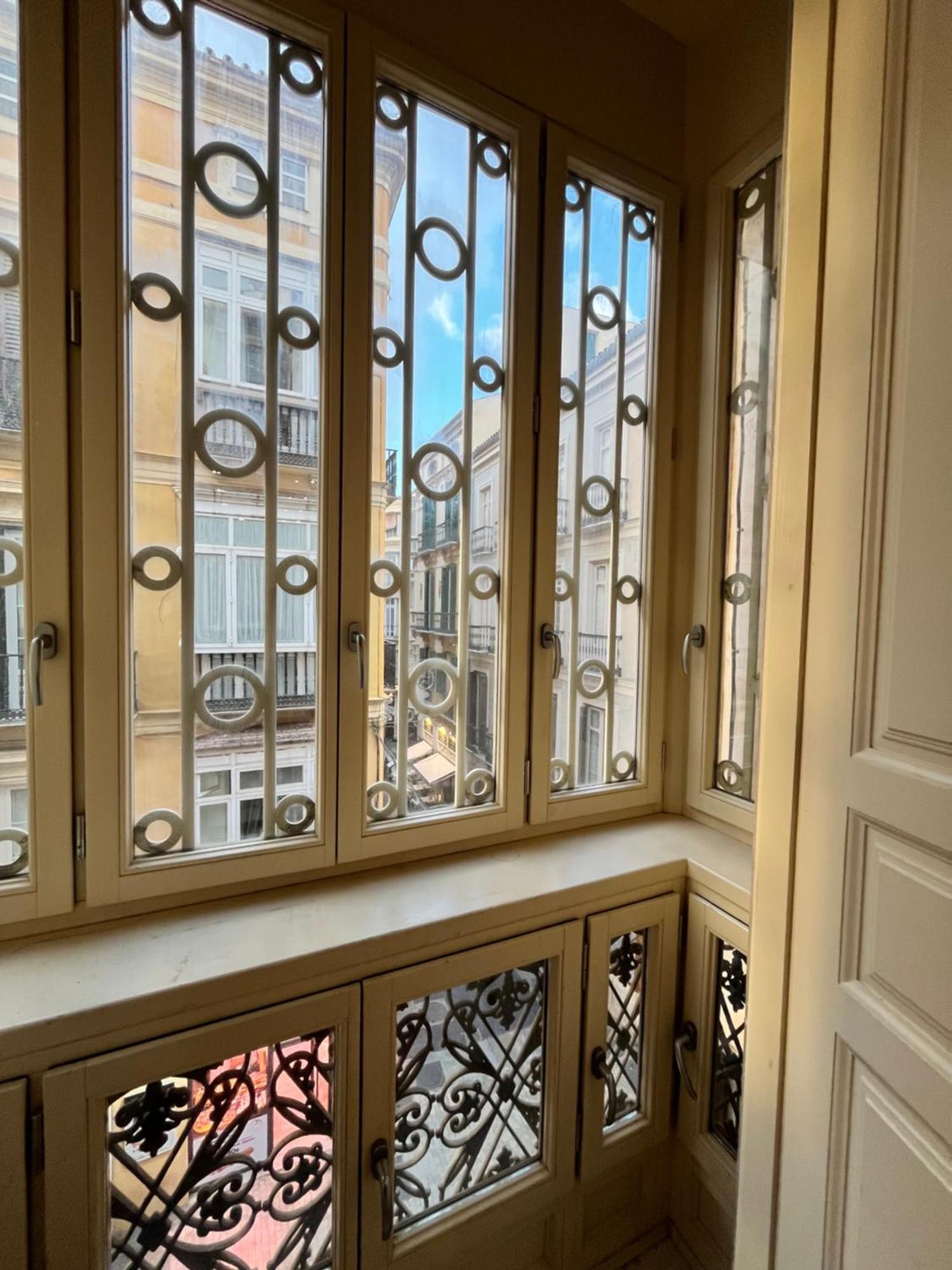 Larios Deluxe Studio Málaga Exterior foto